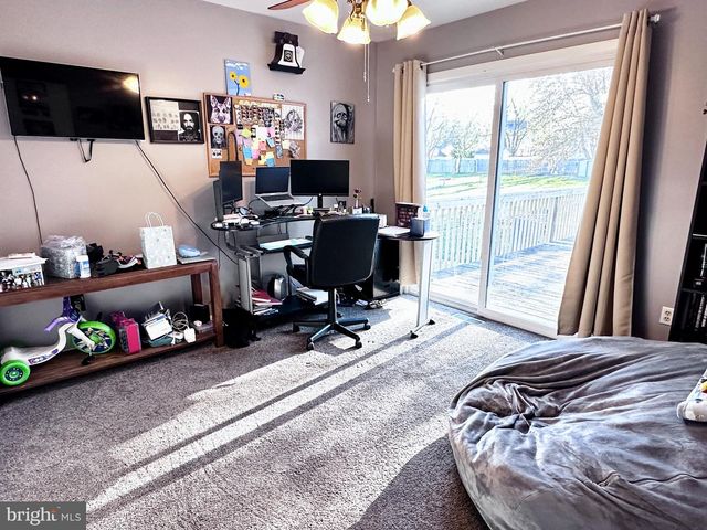 212 N VINE ST, Clayton, NJ 08312