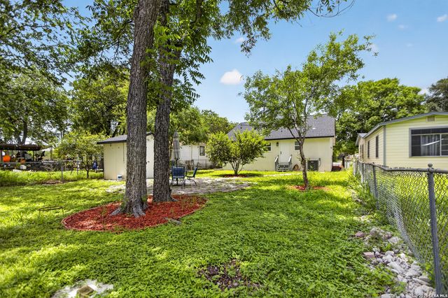 614 SW 24TH ST, San Antonio, TX 78207