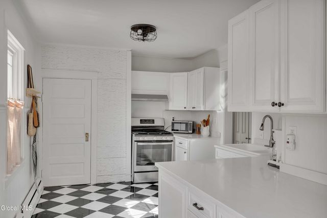 40 Grant Avenue, Glens Falls, NY 12801