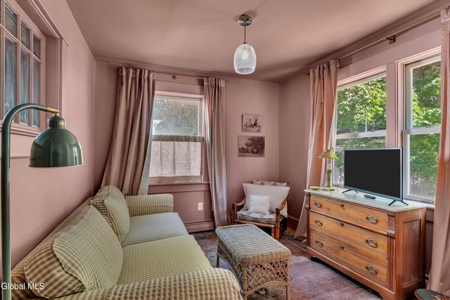 40 Grant Avenue, Glens Falls, NY 12801