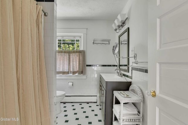 40 Grant Avenue, Glens Falls, NY 12801