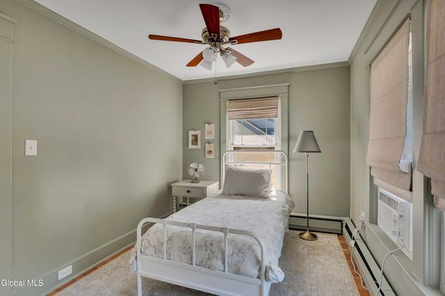 40 Grant Avenue, Glens Falls, NY 12801