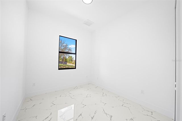 326 LOUIS AVENUE, Lehigh Acres, FL 33936