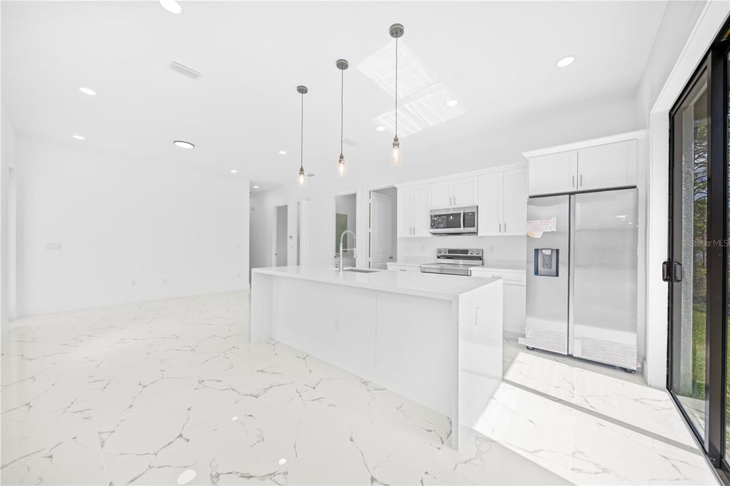 Image 13 of property listing at 326 LOUIS AVENUE, Lehigh Acres, FL 33936