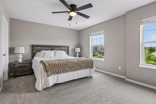 18398 Glenbridge Avenue, Lakeville, MN 55044