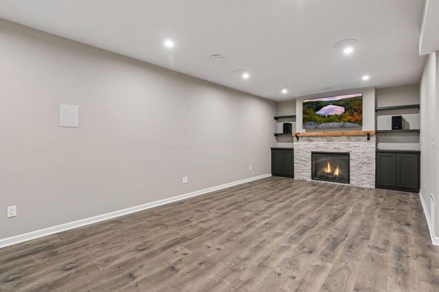 18398 Glenbridge Avenue, Lakeville, MN 55044