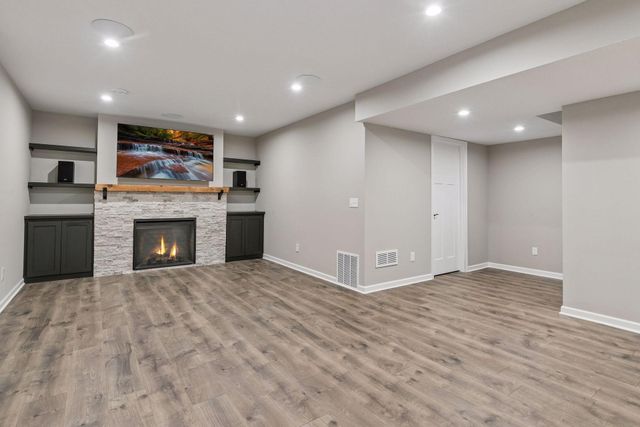 18398 Glenbridge Avenue, Lakeville, MN 55044
