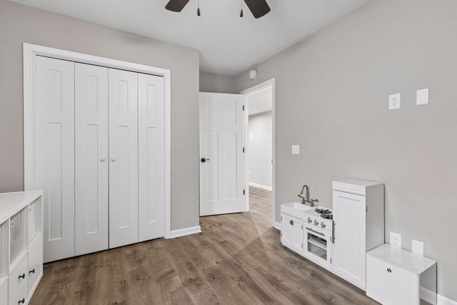 18398 Glenbridge Avenue, Lakeville, MN 55044