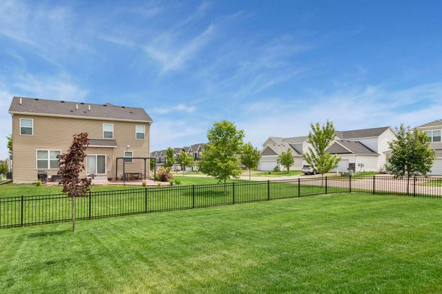 18398 Glenbridge Avenue, Lakeville, MN 55044