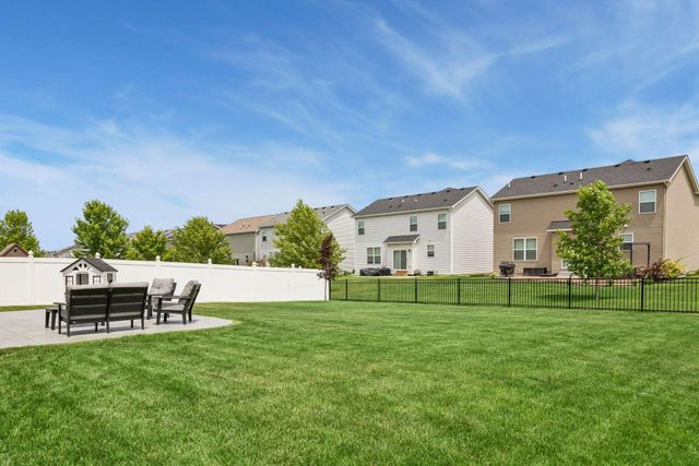 18398 Glenbridge Avenue, Lakeville, MN 55044