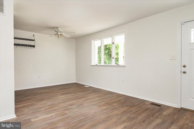 17 LINCOLN AVE, Glen Burnie, MD 21061