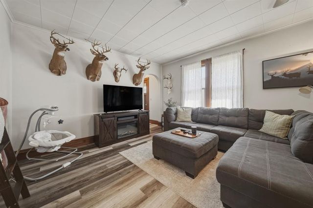 109 W Greenville Street, Chippewa Falls, WI 54729