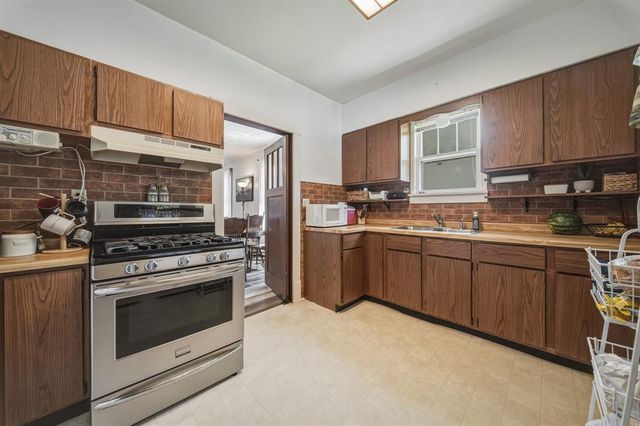 109 W Greenville Street, Chippewa Falls, WI 54729