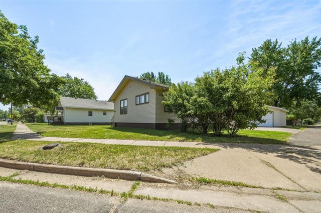 109 W Greenville Street, Chippewa Falls, WI 54729