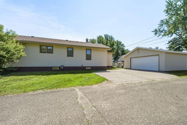 109 W Greenville Street, Chippewa Falls, WI 54729