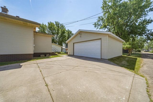 109 W Greenville Street, Chippewa Falls, WI 54729