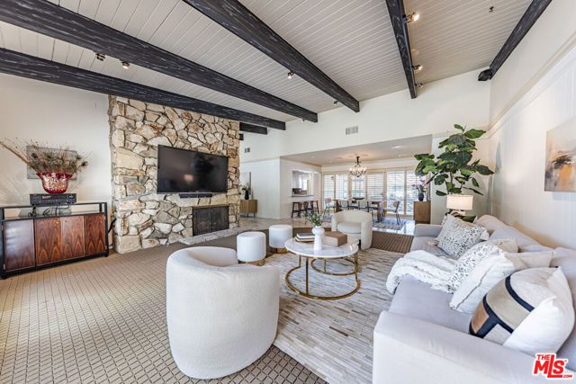 12324 Kenny Drive, Granada Hills (los Angeles), CA 91344