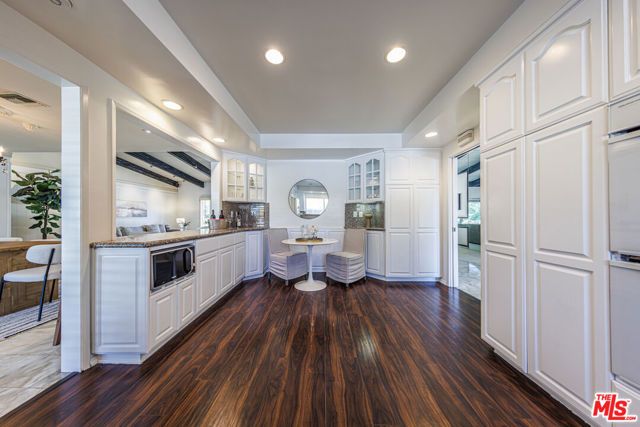 12324 Kenny Drive, Granada Hills (los Angeles), CA 91344