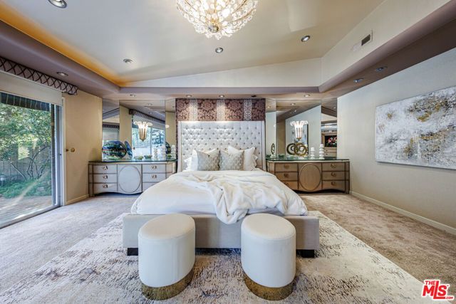 12324 Kenny Drive, Granada Hills (los Angeles), CA 91344