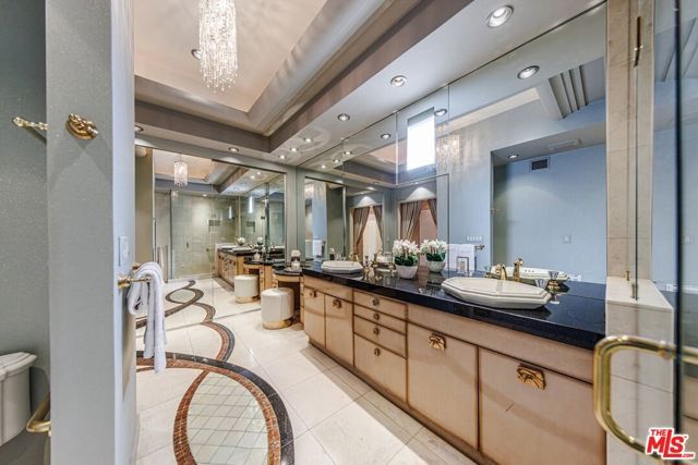 12324 Kenny Drive, Granada Hills (los Angeles), CA 91344