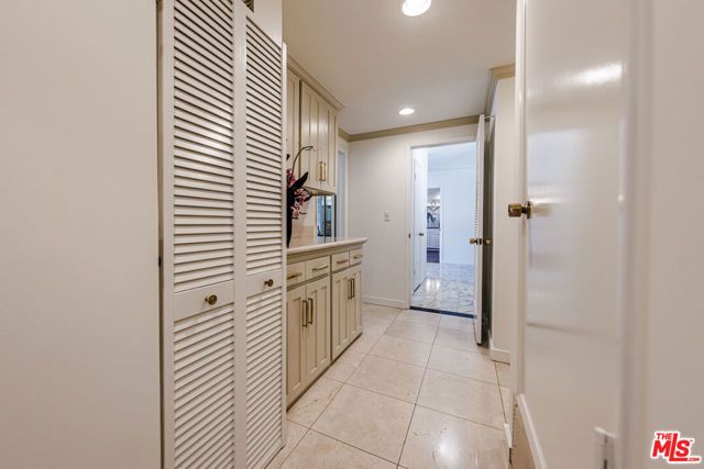 12324 Kenny Drive, Granada Hills (los Angeles), CA 91344