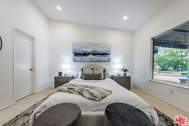 12324 Kenny Drive, Granada Hills (los Angeles), CA 91344