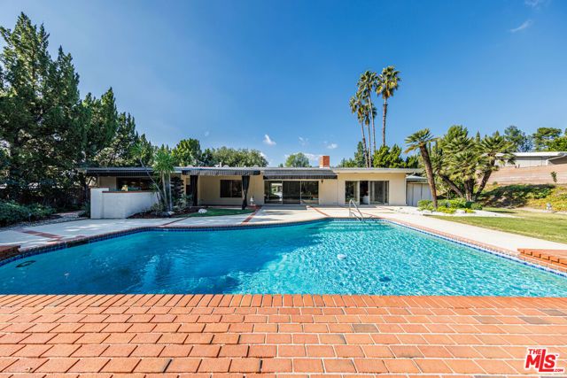 12324 Kenny Drive, Granada Hills (los Angeles), CA 91344