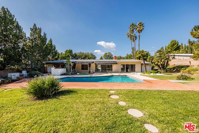 12324 Kenny Drive, Granada Hills (los Angeles), CA 91344