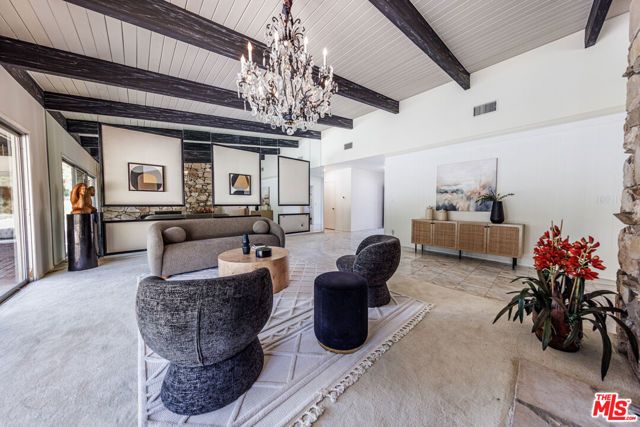 12324 Kenny Drive, Granada Hills (los Angeles), CA 91344