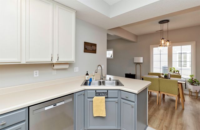 2308 NW Ashton Lane 4, Ankeny, IA 50023