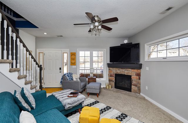 2308 NW Ashton Lane 4, Ankeny, IA 50023