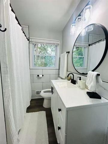 3132 Forrest Hills Drive, Atlanta, GA 30354