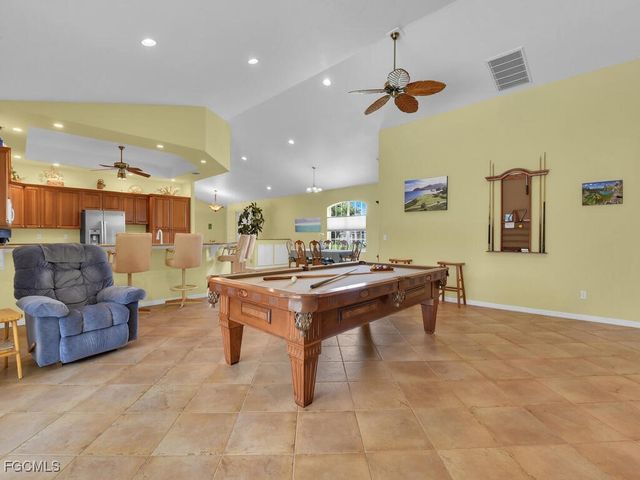 2922 NW 19th ST, Cape Coral, FL 33993