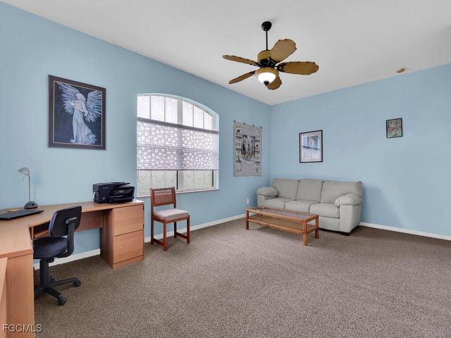 2922 NW 19th ST, Cape Coral, FL 33993