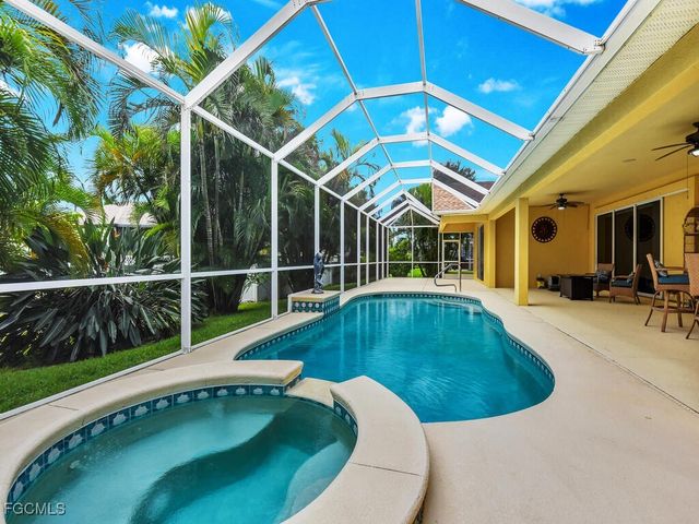 2922 NW 19th ST, Cape Coral, FL 33993