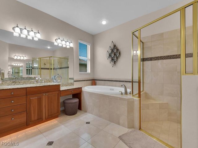 2922 NW 19th ST, Cape Coral, FL 33993