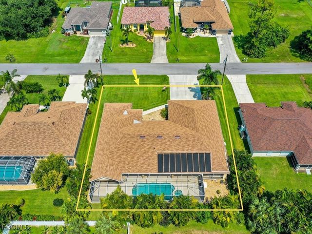 2922 NW 19th ST, Cape Coral, FL 33993