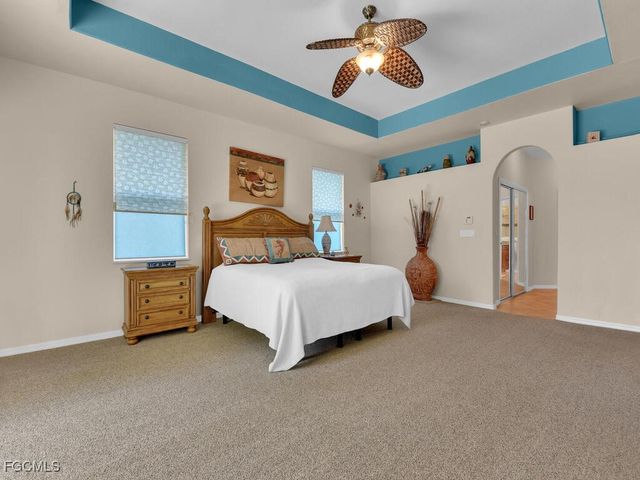 2922 NW 19th ST, Cape Coral, FL 33993