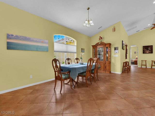 2922 NW 19th ST, Cape Coral, FL 33993