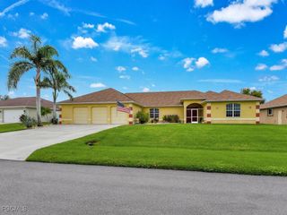 2922 NW 19th ST, Cape Coral, FL 33993