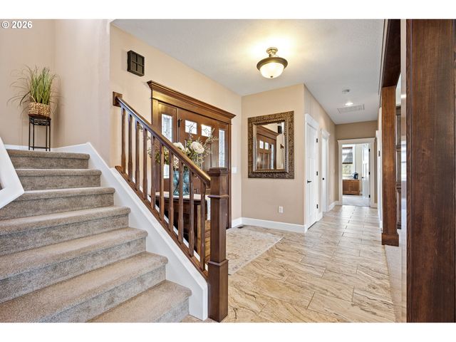 86404 BAILEY HILL Rd, Eugene, OR 97405