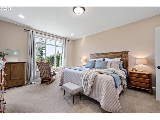 86404 BAILEY HILL Rd, Eugene, OR 97405