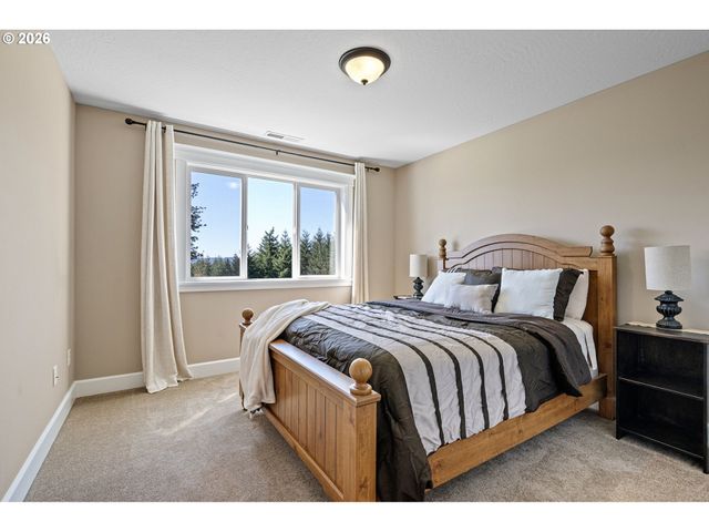 86404 BAILEY HILL Rd, Eugene, OR 97405