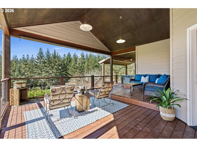 86404 BAILEY HILL Rd, Eugene, OR 97405