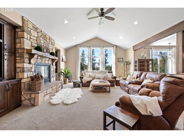 86404 BAILEY HILL Rd, Eugene, OR 97405