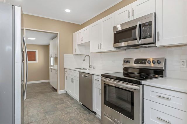 4622 W EL PRADO BOULEVARD, Tampa, FL 33629