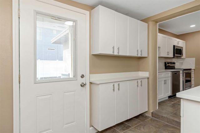 4622 W EL PRADO BOULEVARD, Tampa, FL 33629