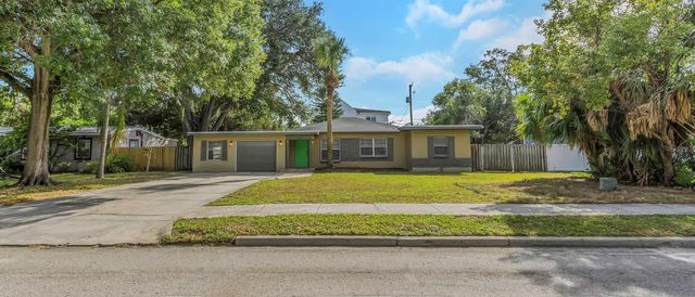 4622 W EL PRADO BOULEVARD, Tampa, FL 33629