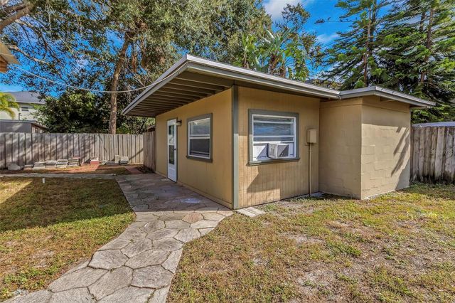 4622 W EL PRADO BOULEVARD, Tampa, FL 33629