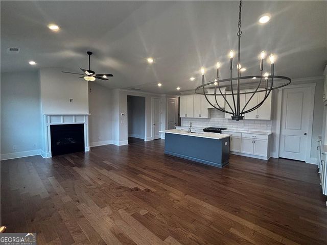 328 Willow Cove, Canton, GA 30114